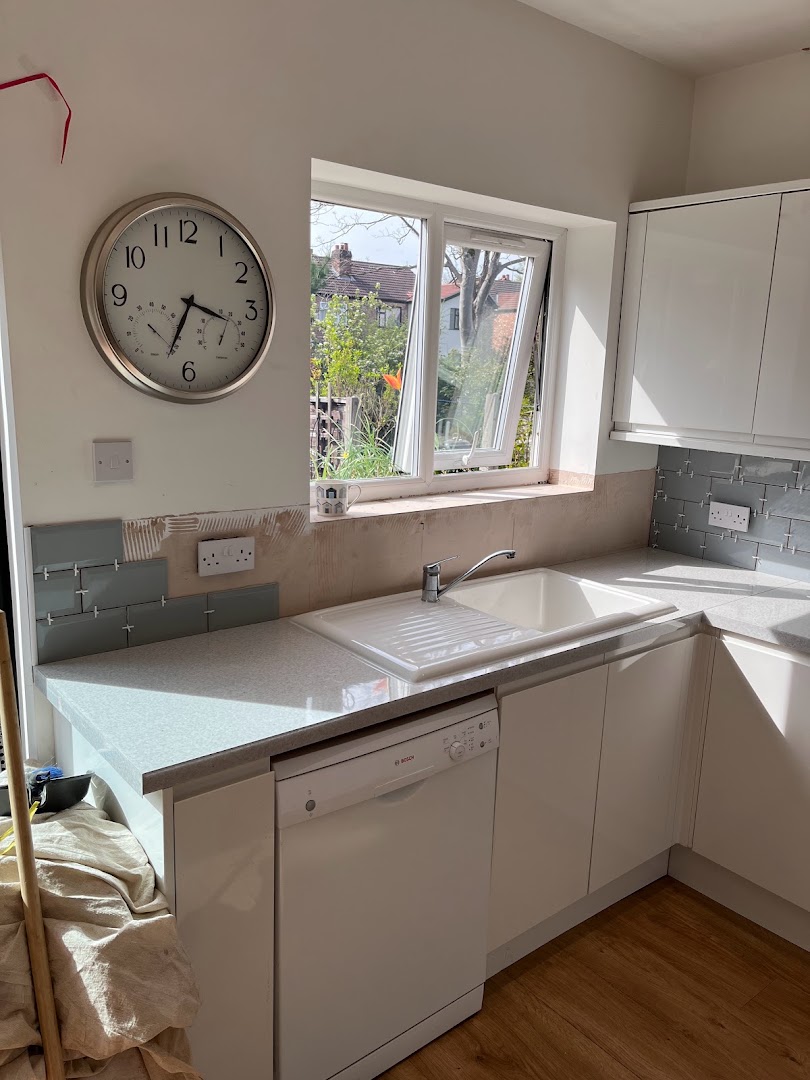 Hartshead home improvements & handyman service · Photos 9
